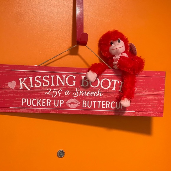 Valentines Heart-Shaped PVC Outdoor Matt (Suitable For Outdoor Or Indoor Use) - Picture 4 of 6